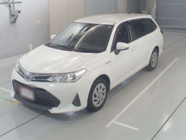 30088 Toyota Corolla fielder NKE165G 2020 г. (CAA Chubu)